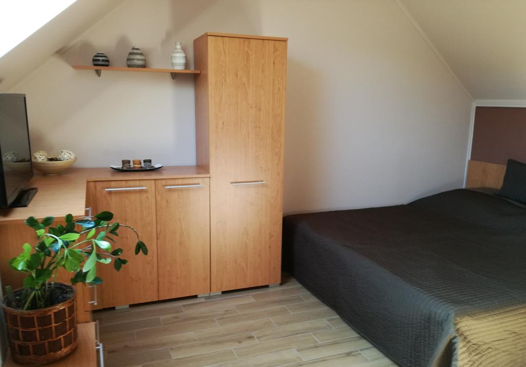 Ferienwohnung Stilus Apartman Szekszárd Exterior foto